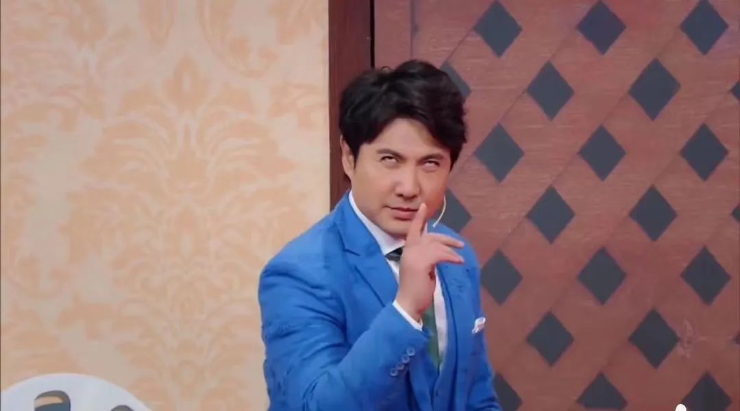 沈騰表演斗雞眼